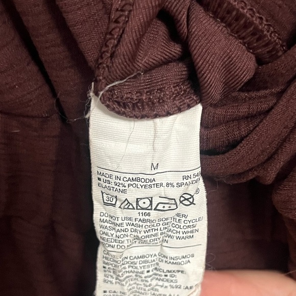 Old navy maroon athletic jumpsuit - Picture 3 of 4